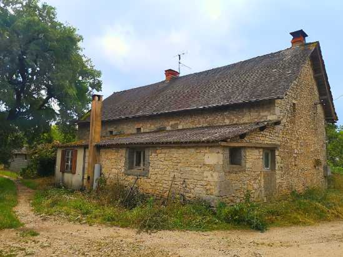 Ferme d’Élevage Caprin et Ovin à reprendre à Peyrefiche – Occitanie (46)